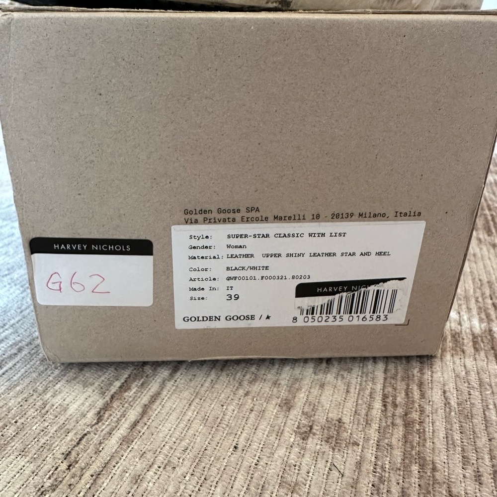 Women’s Golden Goose Sneakers - Picture 5 of 7
